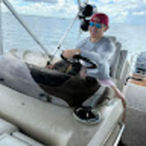 Meet your Posher, Quoc